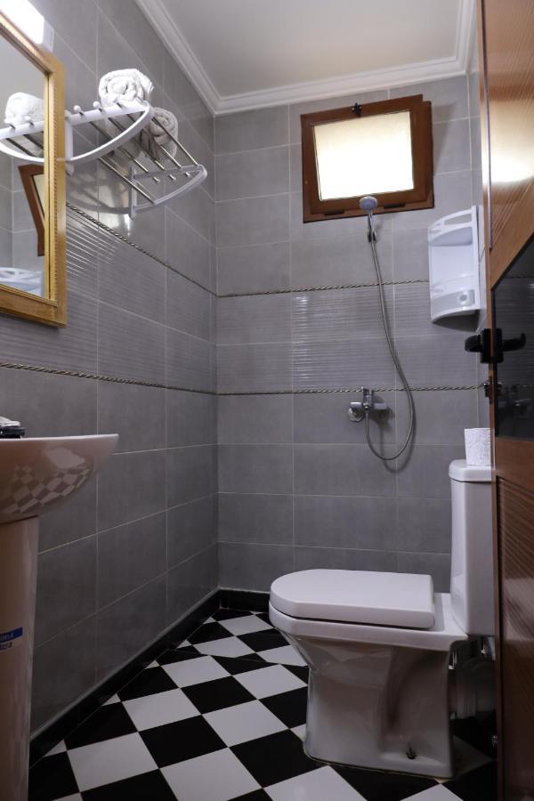 Hotel Les Truites Imouzzer du Kandar Экстерьер фото