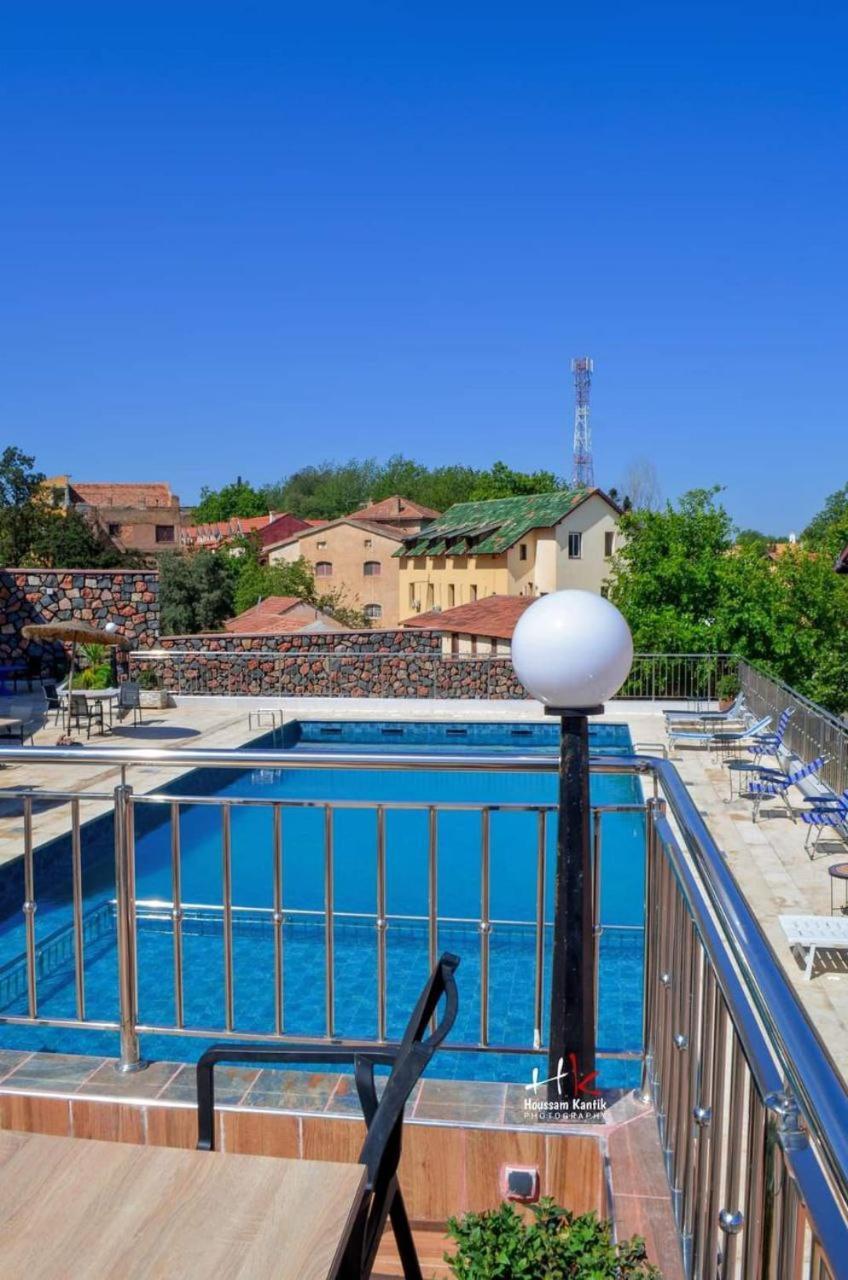 Hotel Les Truites Imouzzer du Kandar Экстерьер фото